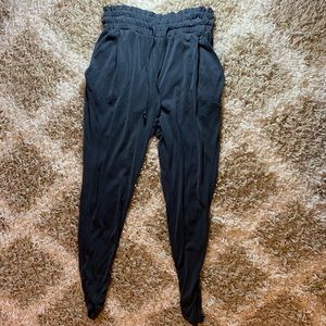 American Eagle Joggers